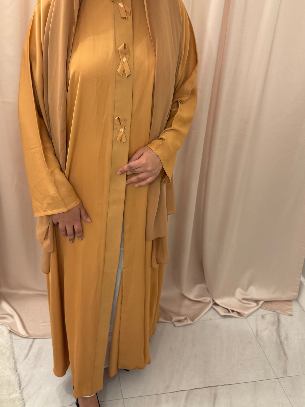 Zeynab Abaya